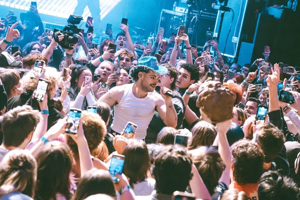 James Marriott celebrates ‘Don’t Tell the Dog’ at his 100th show at Brighton Dome