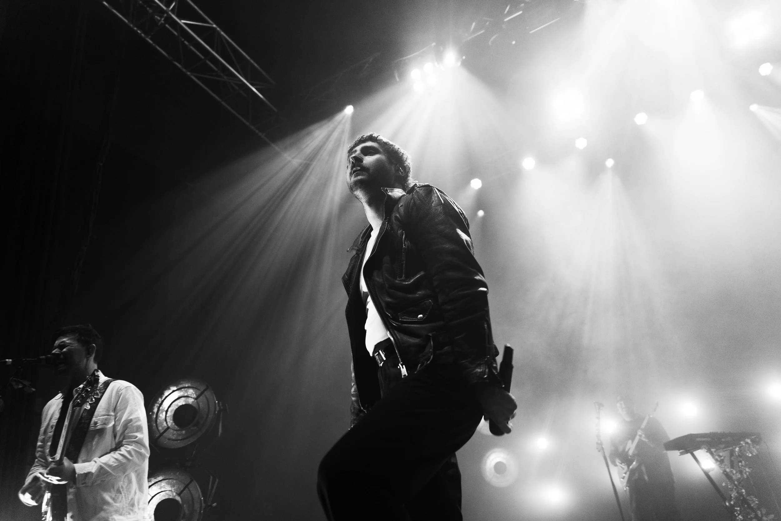 Kids in Glass Houses - Shepards Bush Empire - @LouisHitchPhotos (11 of 26).jpg