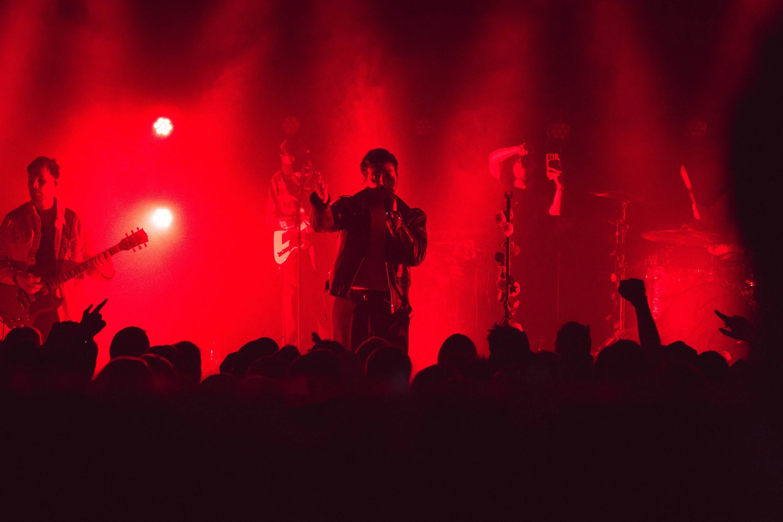 Kids in Glass Houses - Shepards Bush Empire - @LouisHitchPhotos (14 of 26).jpg
