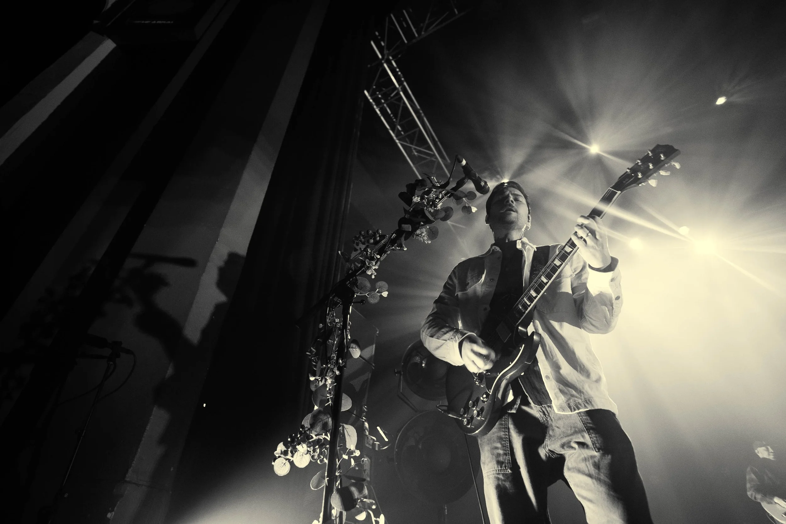 Kids in Glass Houses - Shepards Bush Empire - @LouisHitchPhotos (18 of 26).jpg